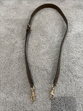COACH LEATHER SHOULDER STRAP- ADJUSTABLE- TAUPE COLOR & GOLD HARDWARE 45.5” Long
